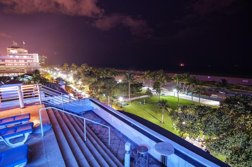 Ocean Drive Studio Beach Front Miami Beach Bagian luar foto